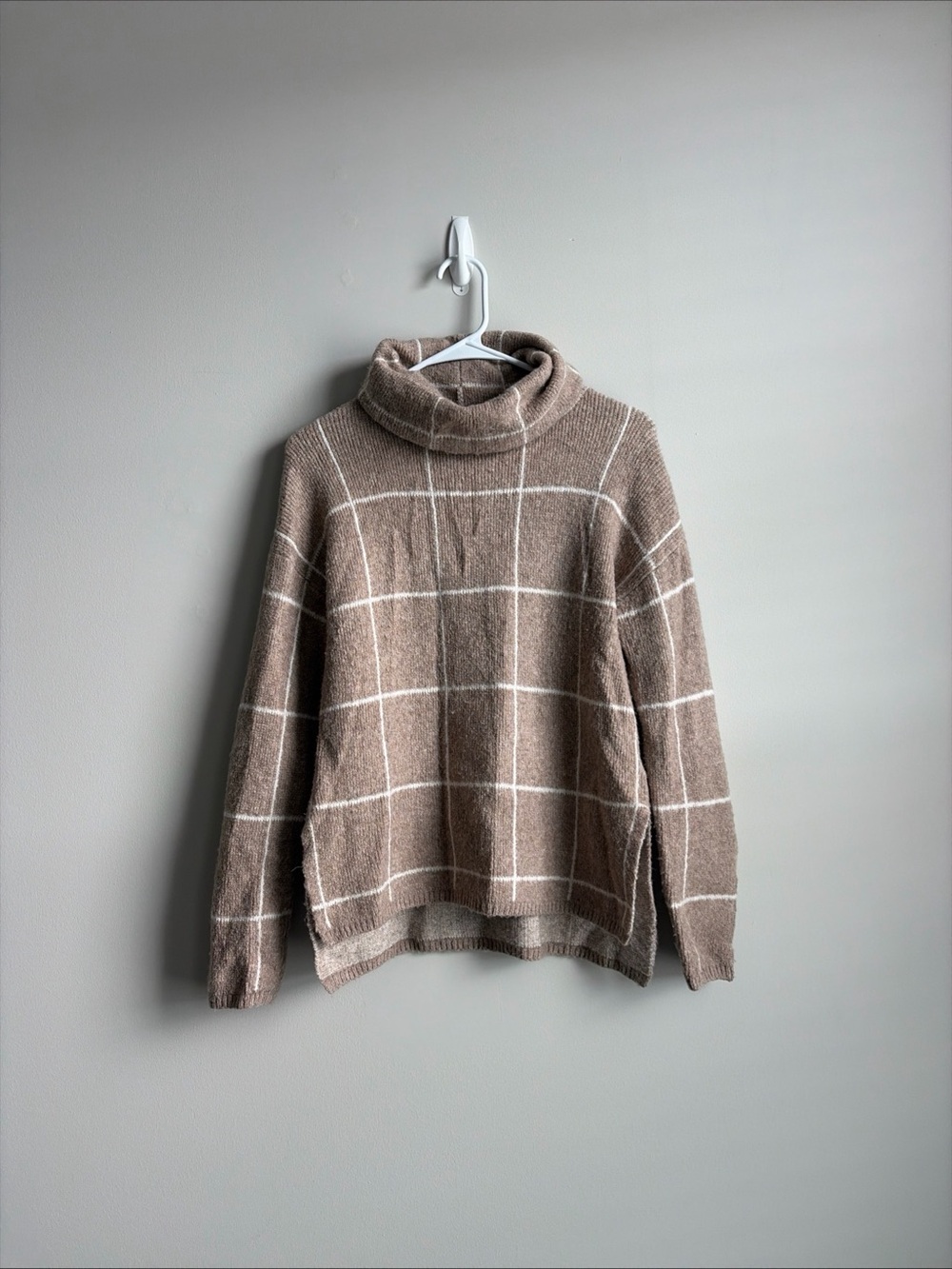 Women’s Madewell Turtleneck Sweater, Taupe/White, Size XS